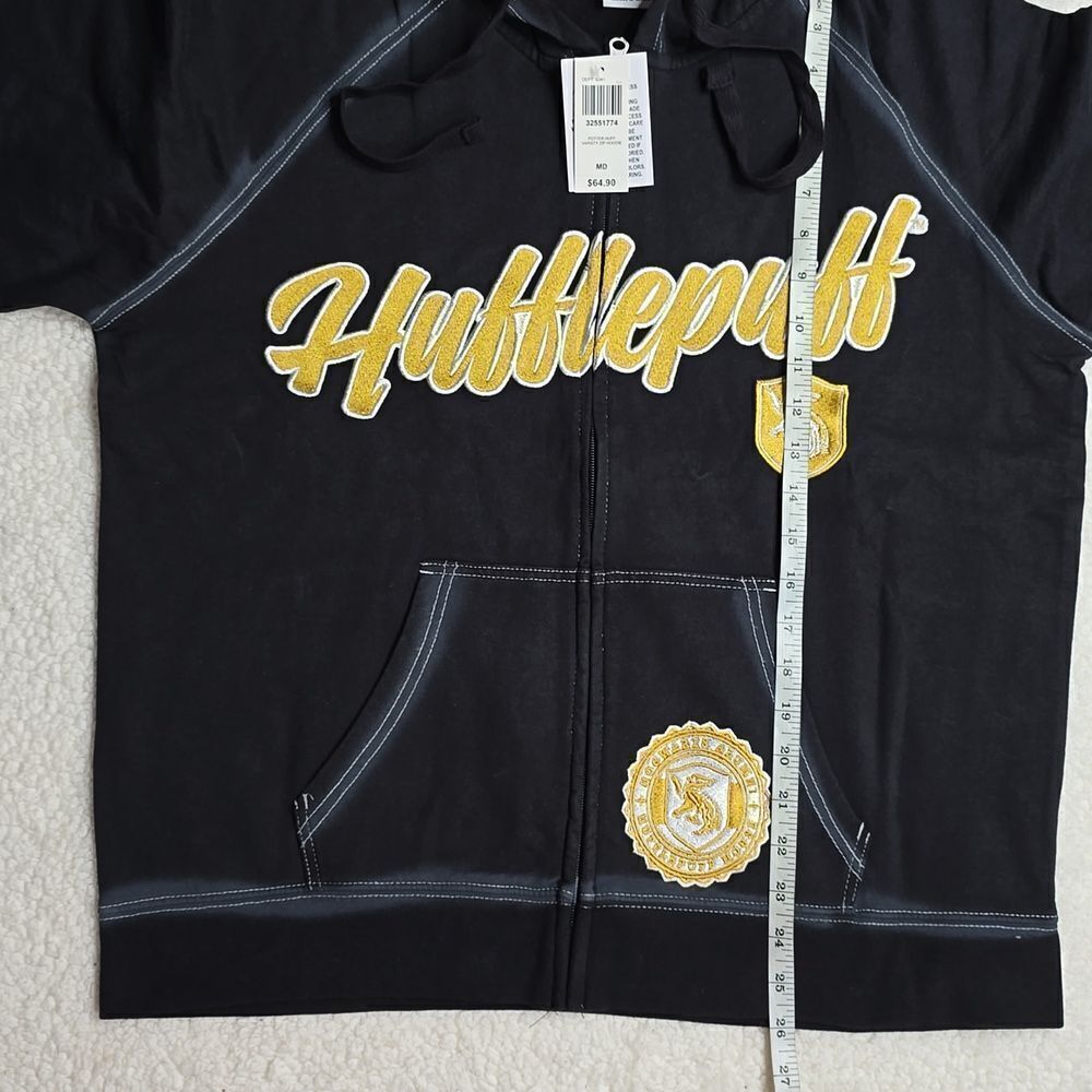 587 NWT Harry Potter Hufflepuff Women's Zippered Hoodie Size Medium - Picture 7 of 7